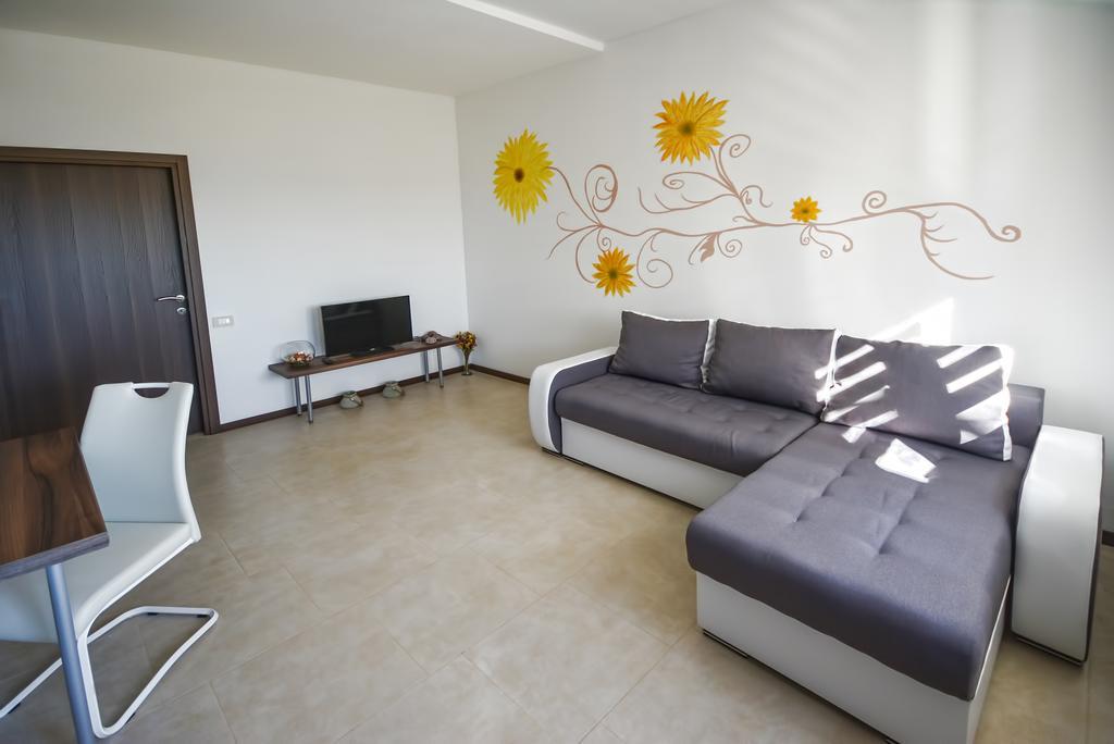 Apartments Bertetic Канфанар Экстерьер фото